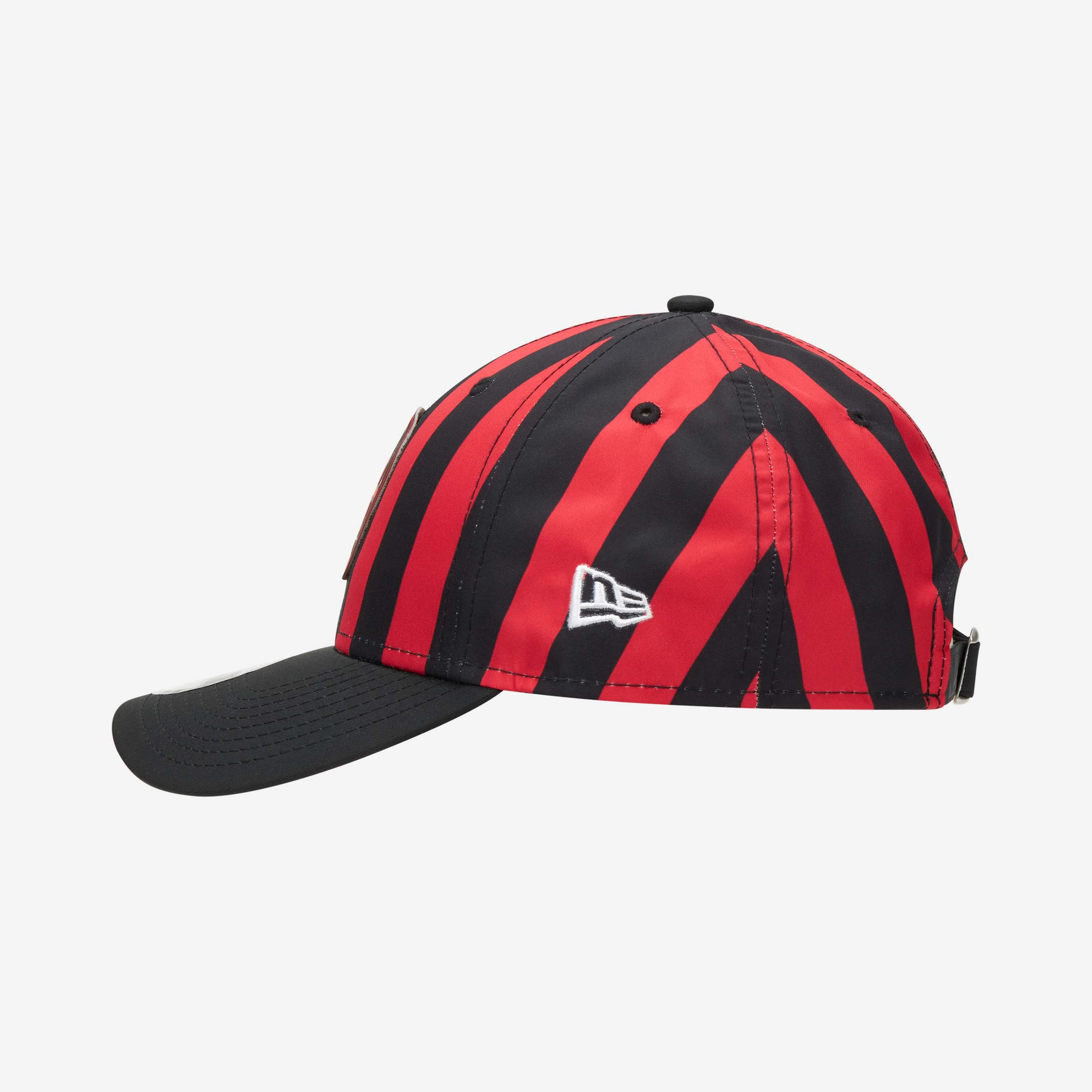 CAPPELLINO 9FORTY® NEW ERA X AC MILAN ROSSONERO CON LOGO