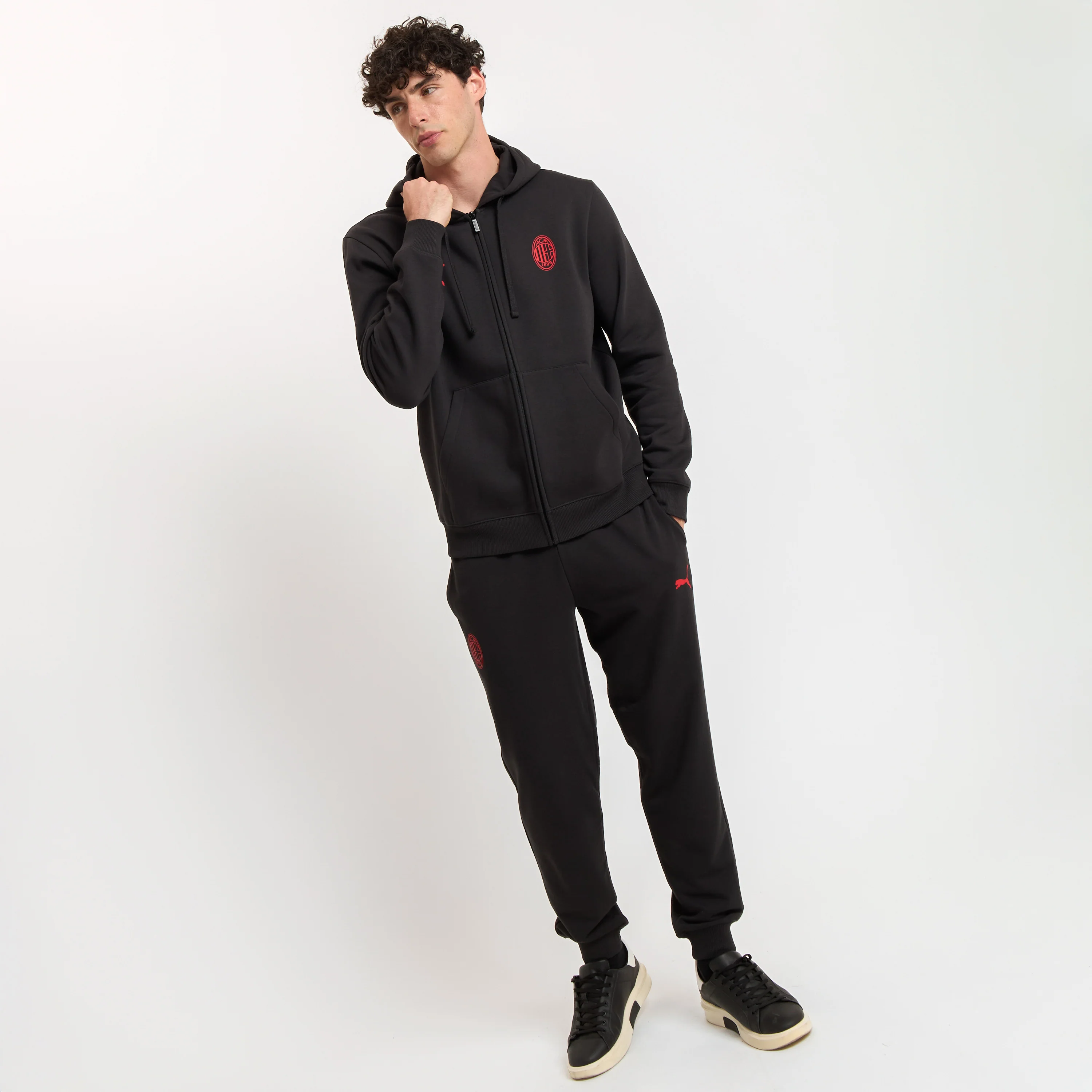 1777-felpa-con-zip-nera-milan-essential-5.webp FELPA CON ZIP NERA MILAN ESSENTIAL