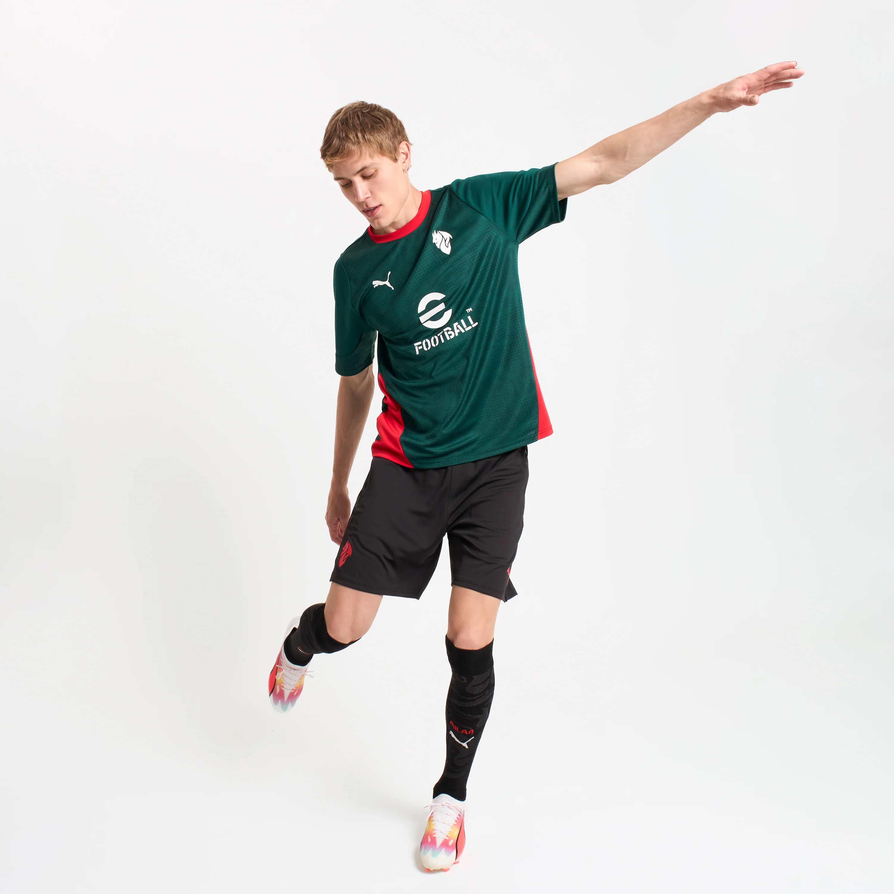 3255-maglia-verde-milan-training-2025-26-4.webp MAGLIA VERDE MILAN TRAINING 2025/26