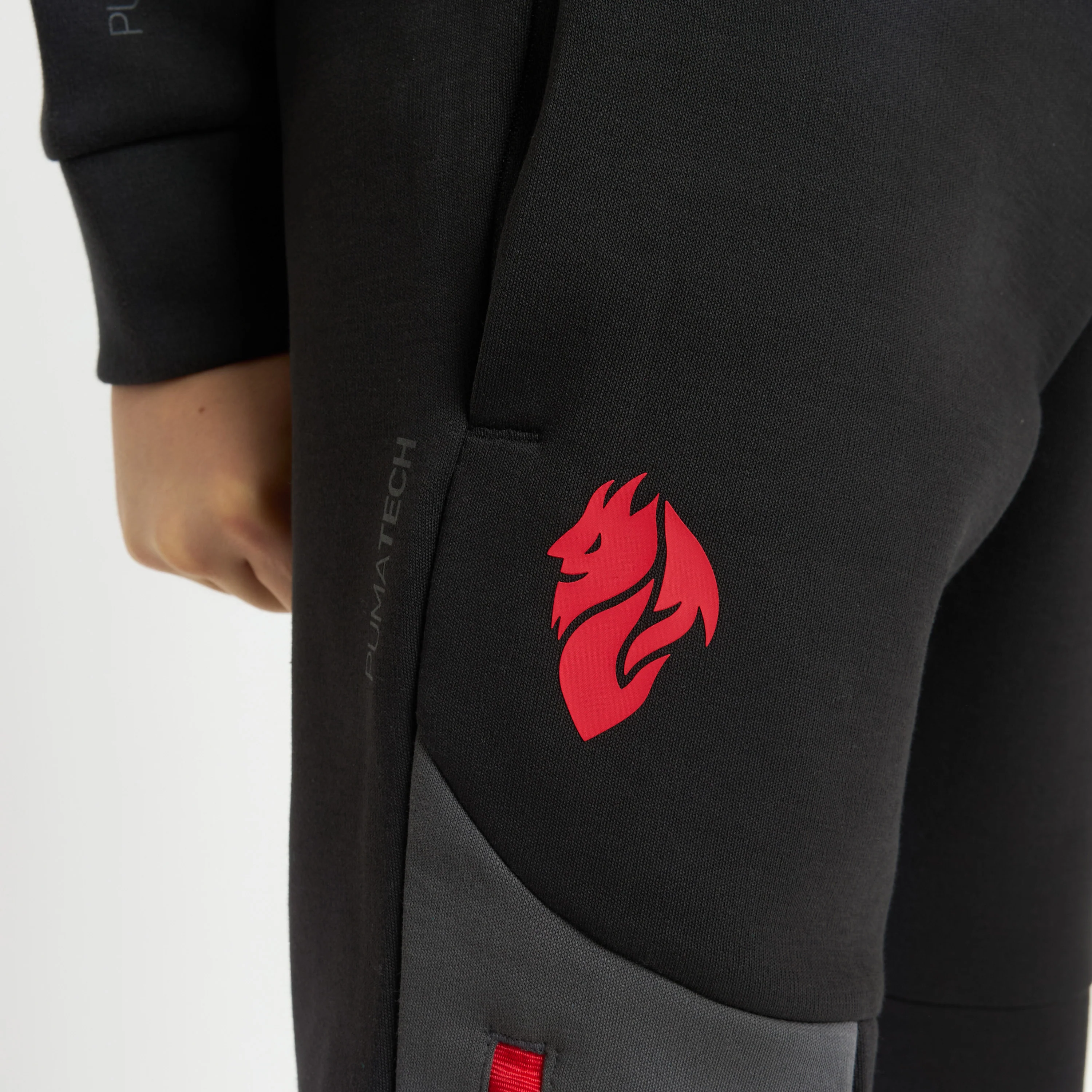 PANTALONI NERI BAMBINO MILAN PUMATECH 2025/26 CON TASCHE